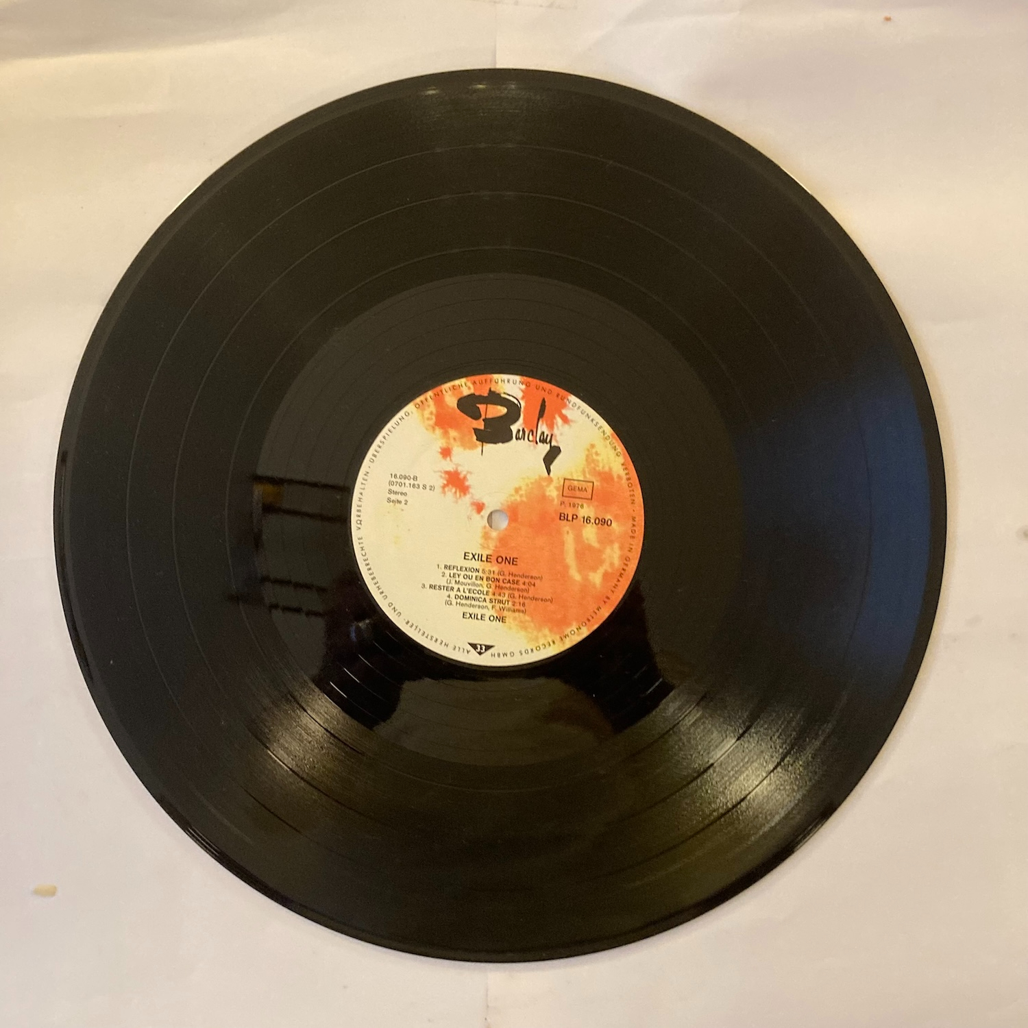 Voir photo 3 de Exile One – Exile One - Vinyle 33 Exile One – Exile One - Vinyle 33 Bon état - Vue 3 -